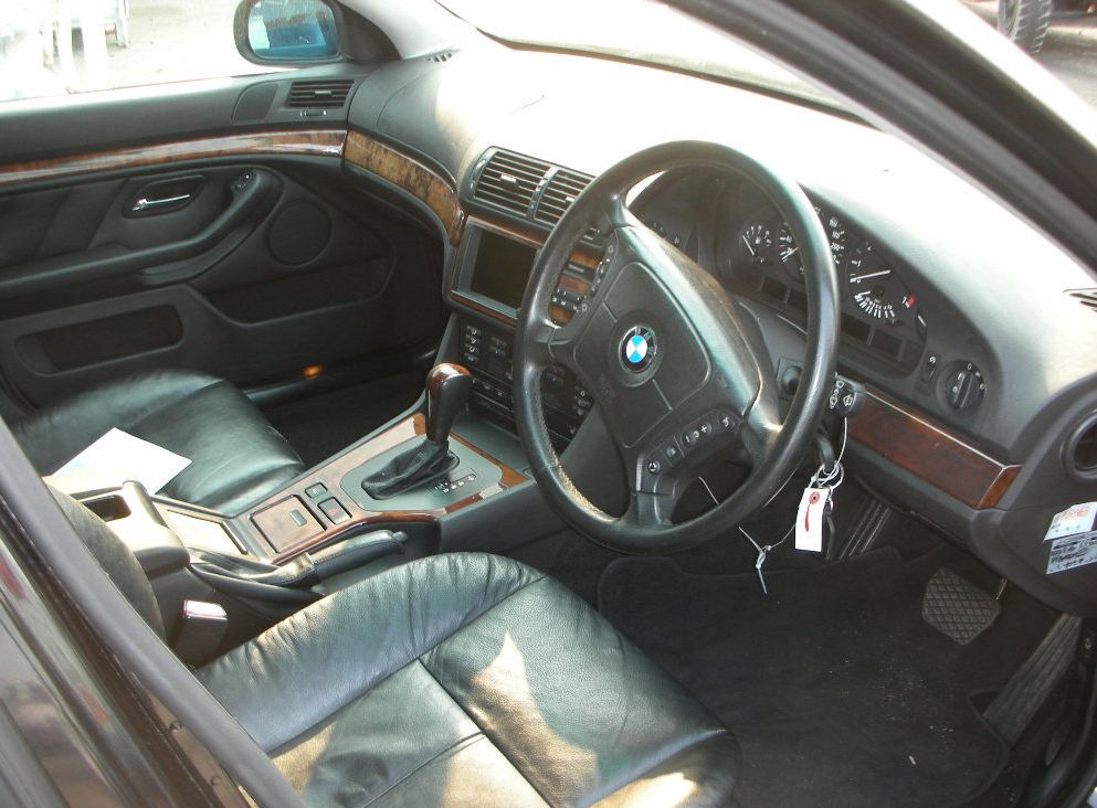  BMW 540 (E39) 1996-2004 :  5